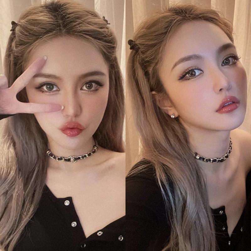 Mini schwarze Krallen-Haarspange für Pony und Dutt