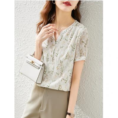 Nuevo Estilo de Verano Ligero y Transpirable Camisa de Gasa Floral con Cuello en V y Manga Corta para Mujer para Lucir Delgada y Versátil Top