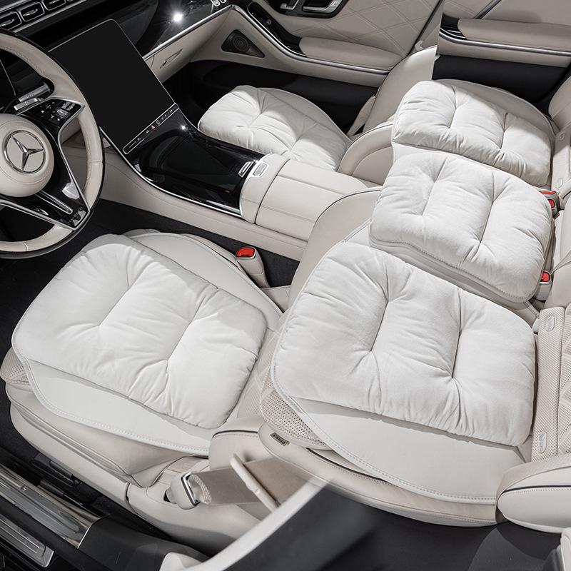 High-End Plush Heated Car Seat Cushion for Autumn and Winter