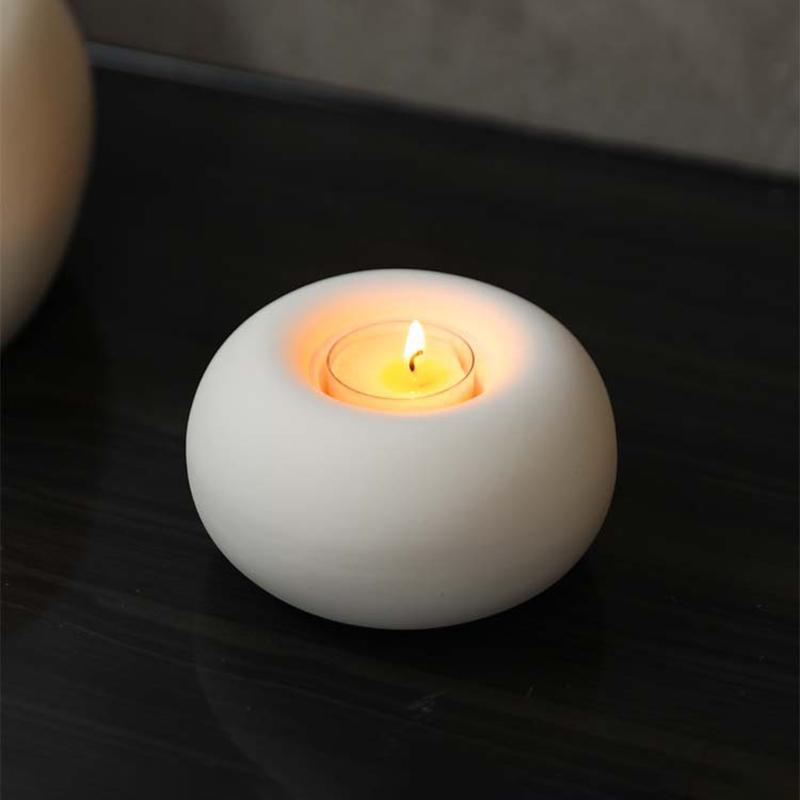 Minimalist Candle Holder Ceramic Living Room Decoration Candlestick Floor-standing Ornament Candle Holder Art Design Candlestick
