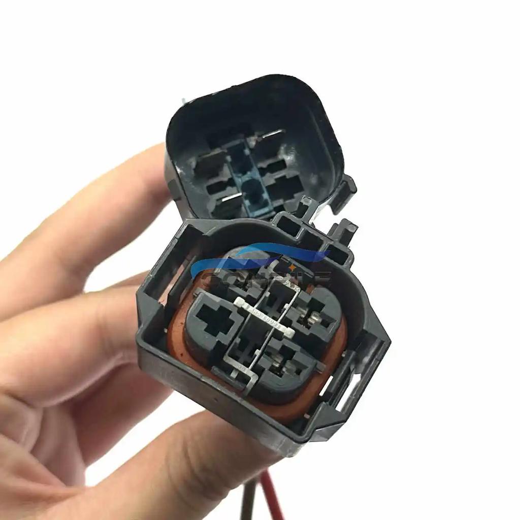 1pc  for BMW Electronic Fan Plug 3 5  7 Series E90 E60 E66 F18 F20 X5 X6 Electronic Fan Wire Harness Plug cable