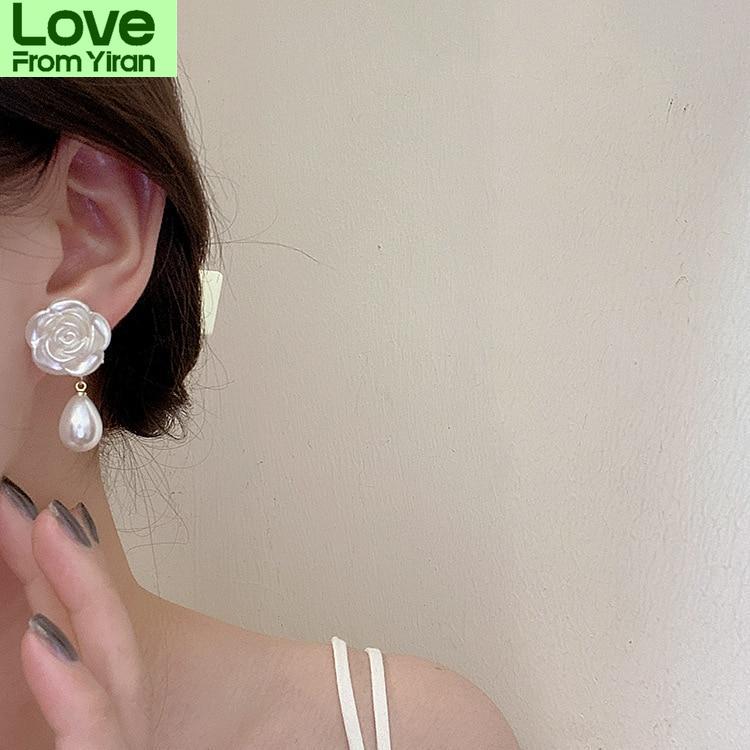 Retro Pearl Flower Earrings Women 'S Jewelry All Match Elegant Look Temperament Bridal Pendant Present Gift Idea AccessoriesVintage Pendant
