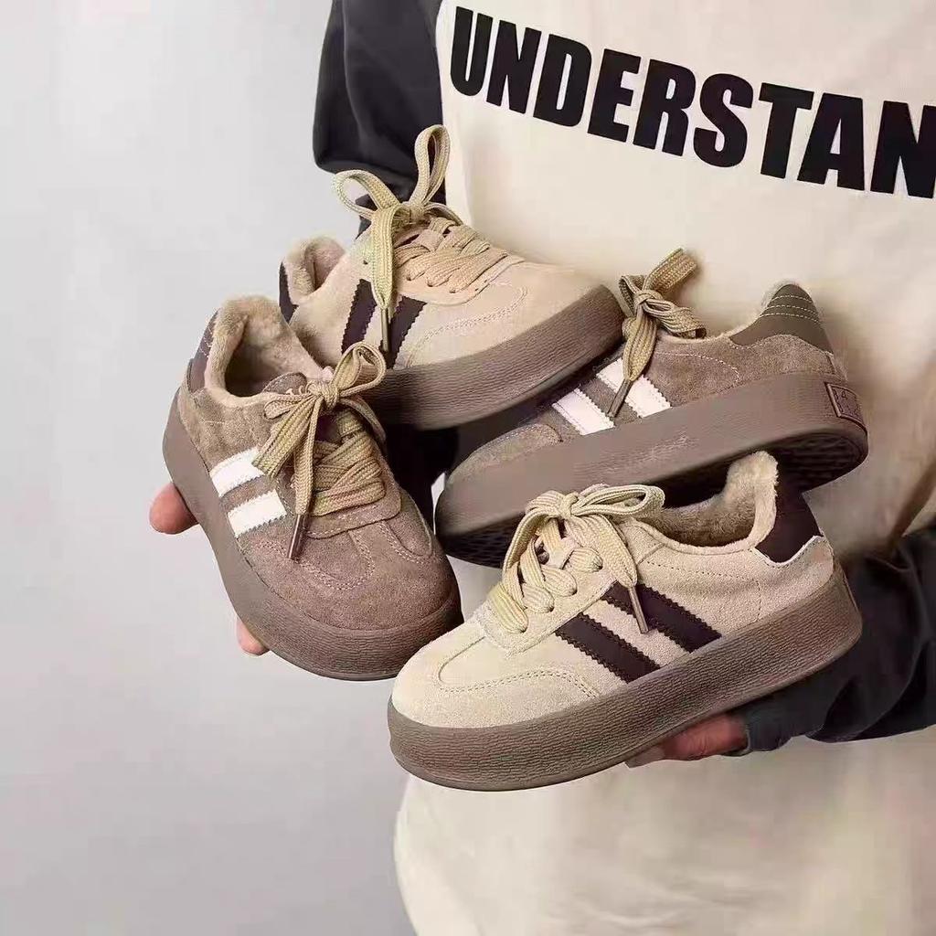 Girls' sports shoes autumn and winter 2025 new children's velvet two cotton shoes women's treasure winter moral training shoes boys' casual shoes