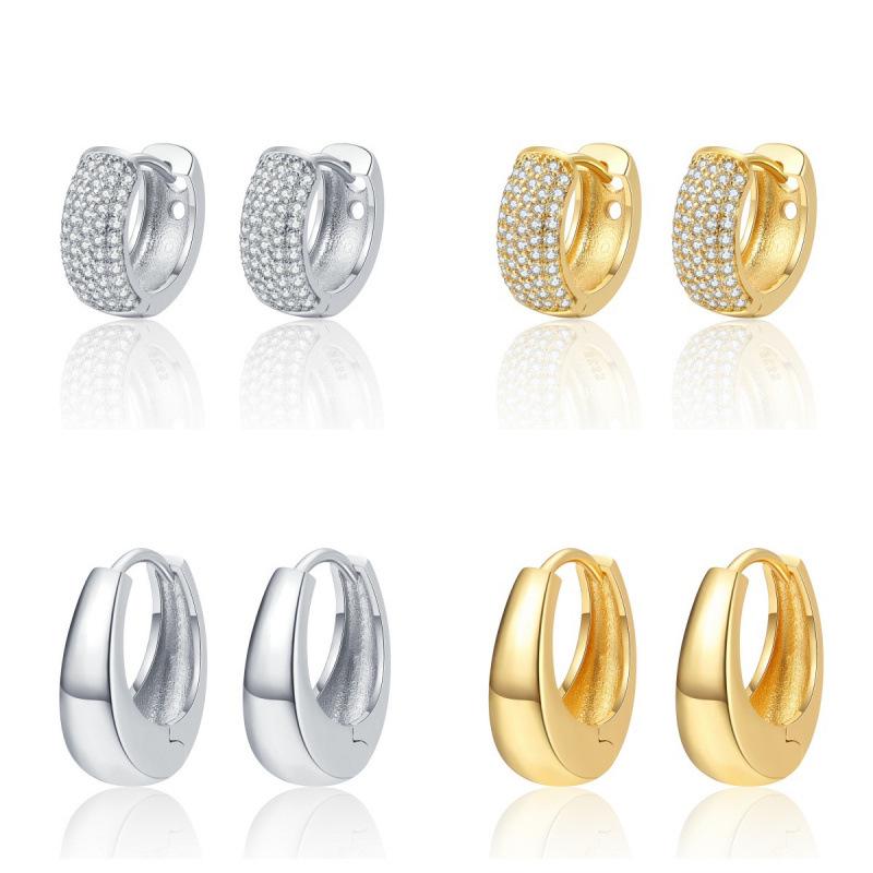 Elegant Gold-Plated Copper Hoop Earrings with Versatile Backs for a Sophisticated Look