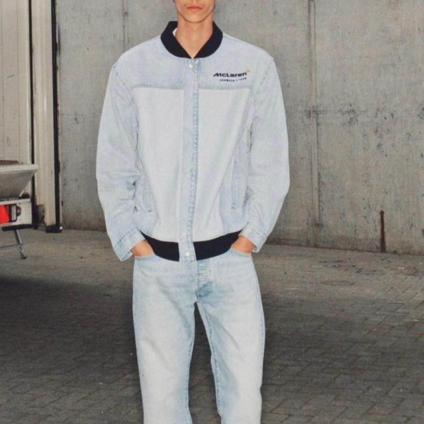 Levis X McLaren Racing Collaboration FW24 McLaren Snap Button Ribbed Edge Logo Embroidered Casual Jacket Men jackets Light-Blue A89920000