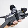 Sistem de eliberare a sarcinii utile pentru drone Moustache