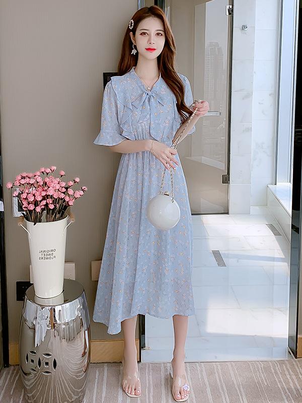 

Women s Short-Sleeved Floral Tie-Dye Ruffle Dress with Waist-Cinching Tie Extra Large