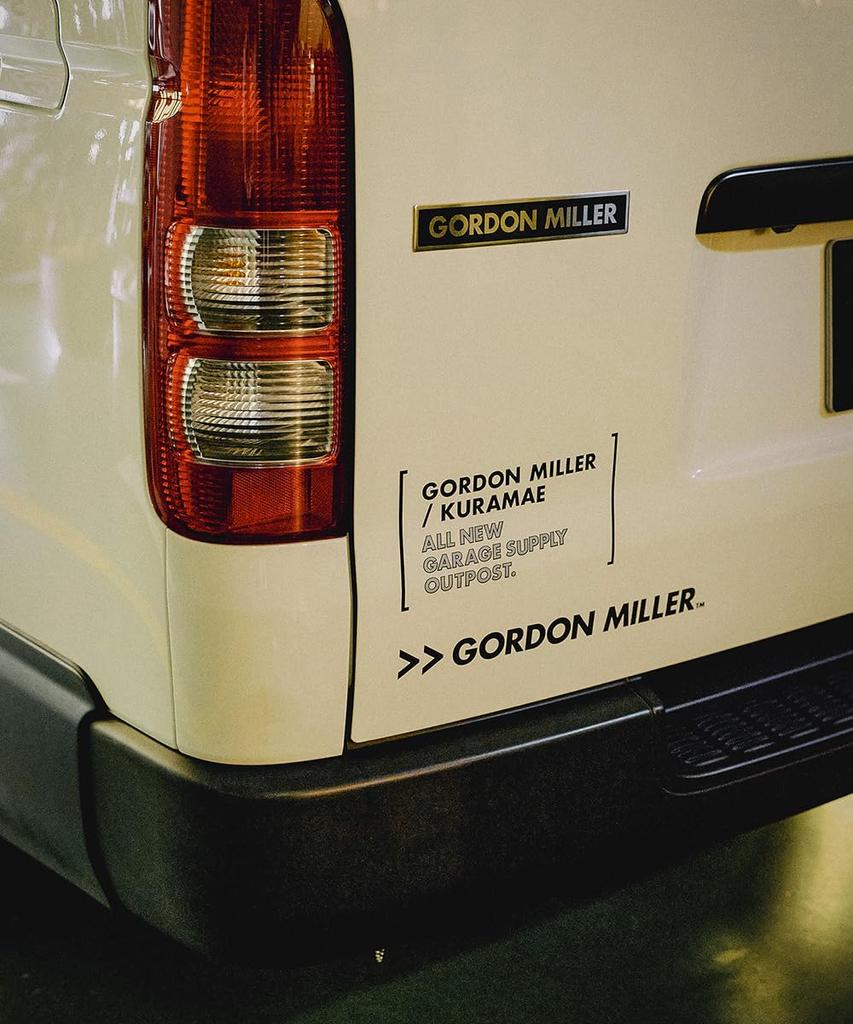 GORDON MILLER cut sticker black 1765491 340×28