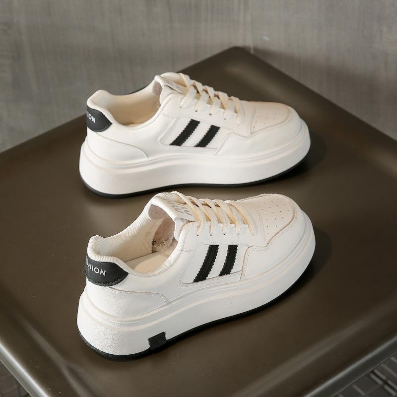 Popular Little White Shoes Women's Thick-soled Versatile 2025 Spring New High-end Lightweight Casual Sports Inner Height-increasing Board Shoes