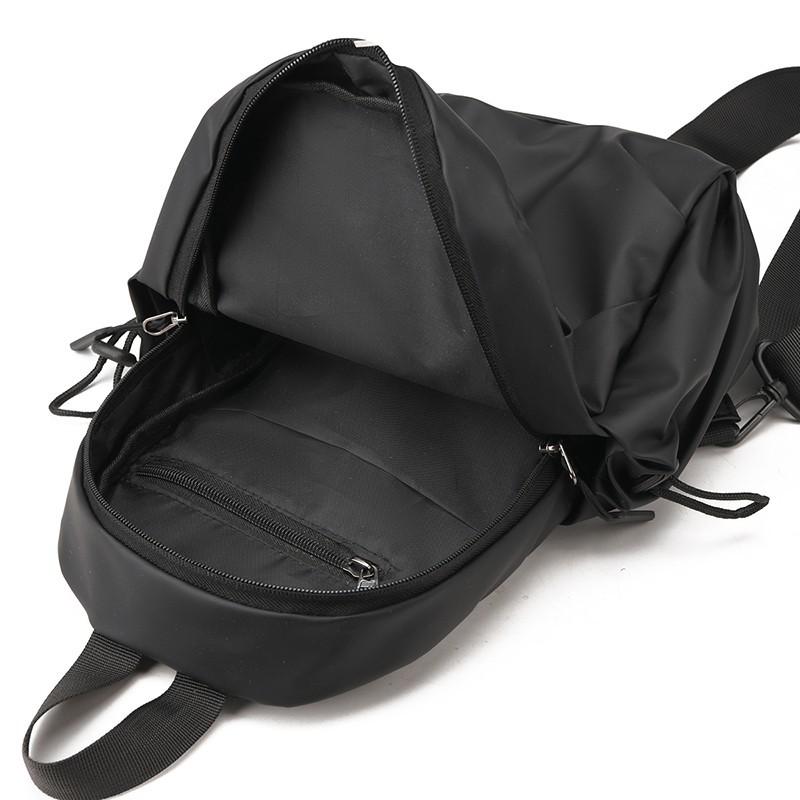 New large-capacity messenger bag men's fashion trendy breast bag casual shoulder bag outdoor sports breast bag men's