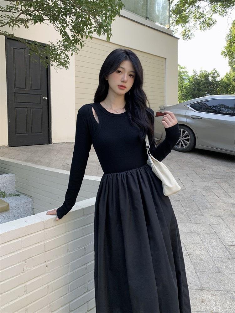 

Long-sleeved hollow black dress women s autumn and winter design sense niche waist and thin temperament with long skirt inside S чёрный