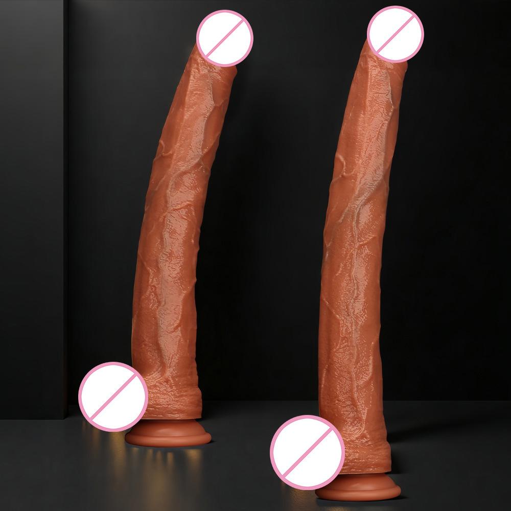 Super Large and Ultra Long Silicone Simulated Dildo Female Masturbator Penetrates Deep Into The Anus with A Large Anal Plug