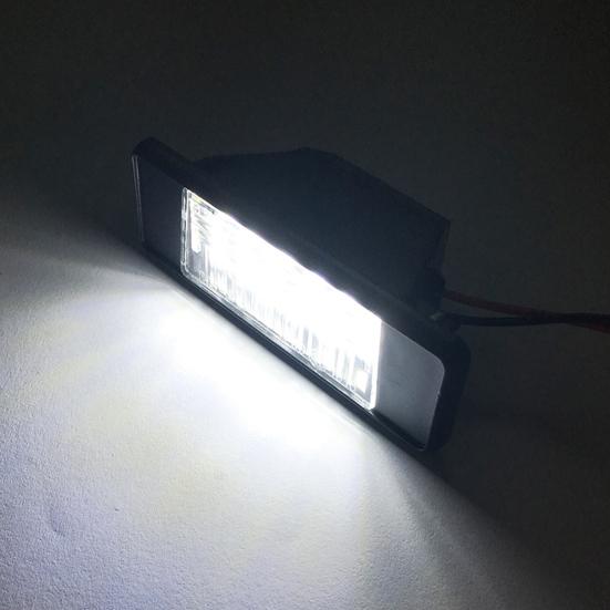 

2Pcs 6500K DC12V LED Energy-saving Car License Plate Light Truck Trailer Lamp