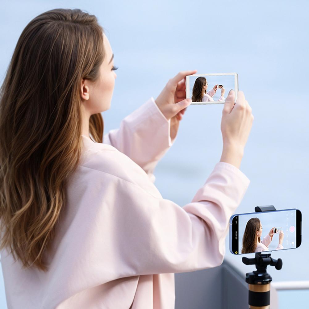 Low-Latency Magnetic Phone Back Camera Selfie Monitor Wireless Connection 4K Content Tips for iphone/Android Vlog/Live Stream