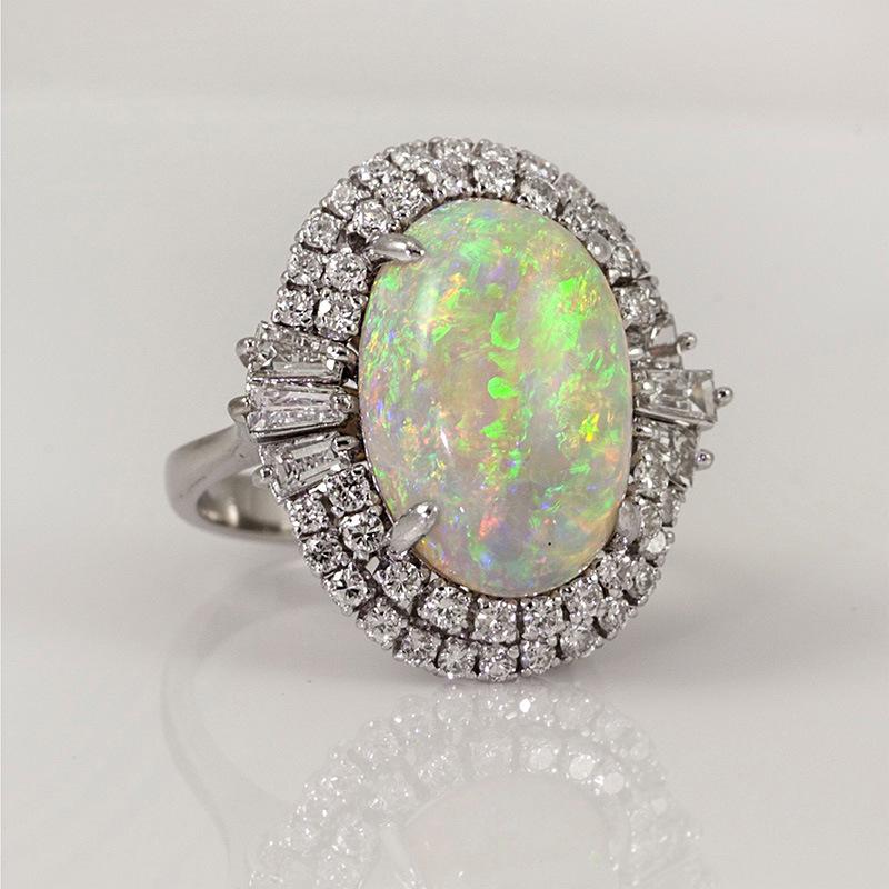 New Hot Sale: Large Copper-Plated Silver Ring with Inlaid Zircon and Artificial Opal