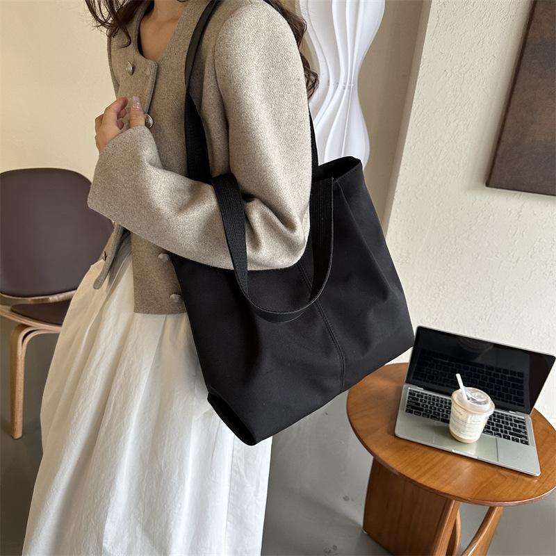 Damen Canvas Tote mit großem Fassungsvermögen - Stilvolle, vielseitige Schultertasche für Studentinnen