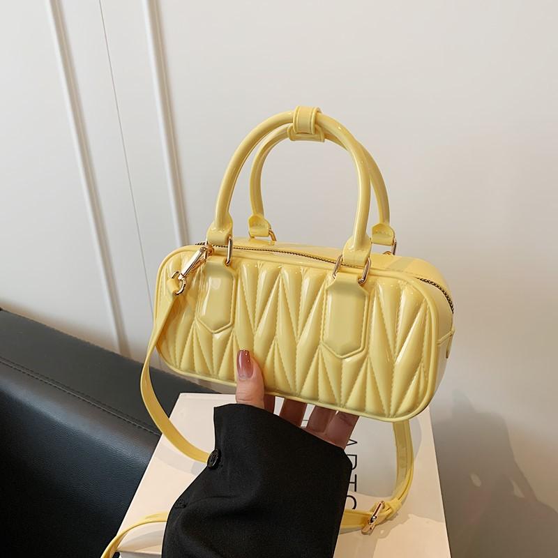 Summer new versatile small bag women's messenger bag is now popular diamond portable small square bag