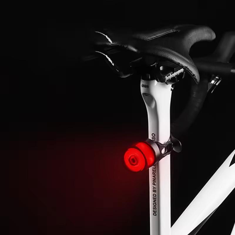 Aluminum Alloy Bike Tail Light USB RechargeableTail Light for Bicycle Mountain Road Bicycle Tail Light
