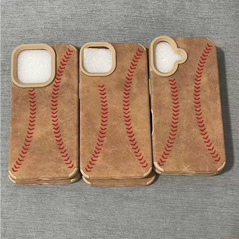 Retro Brown Large Hole Leather Baseball Suitable for Apple 16promax Mobile Phone Case 14 New IPhone 15 Cartoon