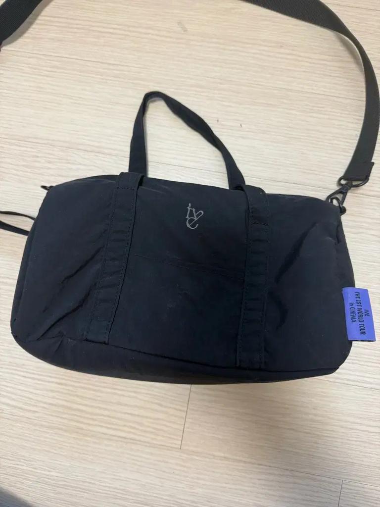 IVE Cinema Pop-Up Cheering Stick Storage Bag Used