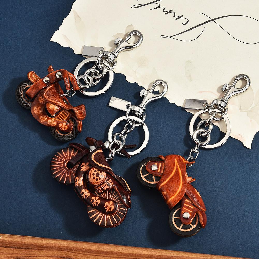 Vintage Leather Motorcycle Keychain With Handcrafted Finish For Bag Decoration And Cool Style