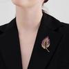 High-end Luxury Leaf Brooch, Exquisite and Luxurious Suit Lapel Pin, Niche Premium Design Brooch, Clothing Accessory
