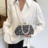 Pearl Hanfu Clutch Bag Kiss Lock Ladies Shell Bag Wrist Bag Sequin Banquet Bag  Banquet