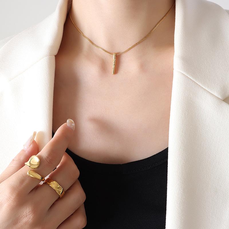 Elegant French-Style Gold-Plated Titanium Baguette Pendant Choker Necklace