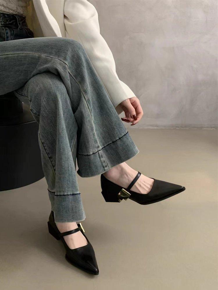 

[Youshilai] Temperament pointed Mary Jane shoes women s autumn 2025 new fashion shallow mouth one-word strap single shoes 35