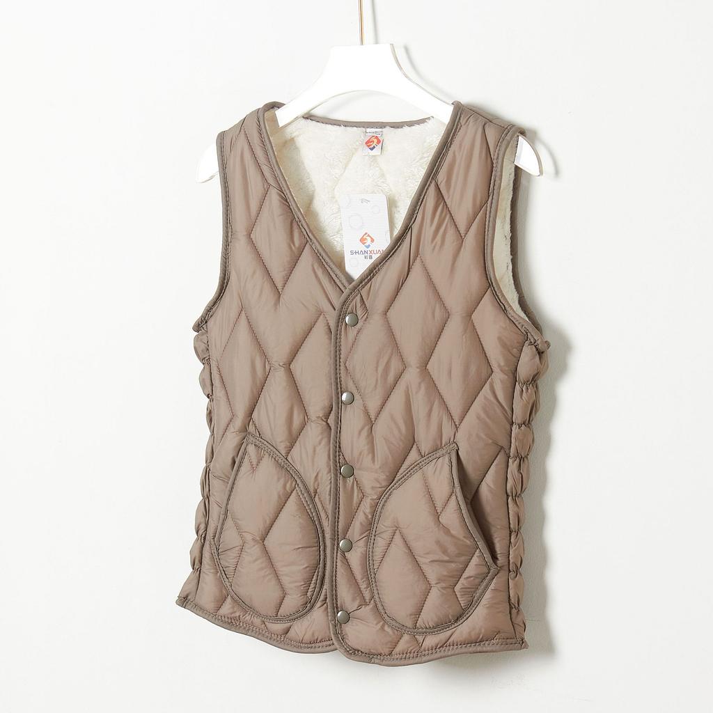 Women's Padded and Thickened Comfortable Home Warm Winter Short Section Pockets Slim Patch Pockets Vest Girlfriends' Wear Fashionable and Warm