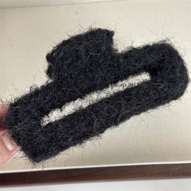 Pink Plush Hairpin Women's Large Shark Clip - Autumn/Winter Edition