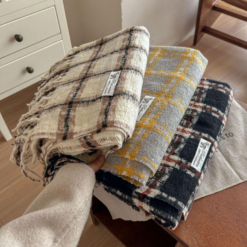 Versatile Plaid Scarf Women's Retro Imitation Cashmere Shawl Student Couple Thickened Fringed Scarf