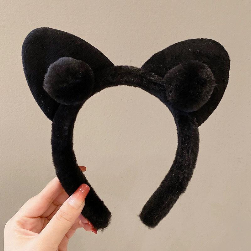 Cartoon Plush Headband: Cute Hair Accessory for Women & Kids, Perfect for Face Washing