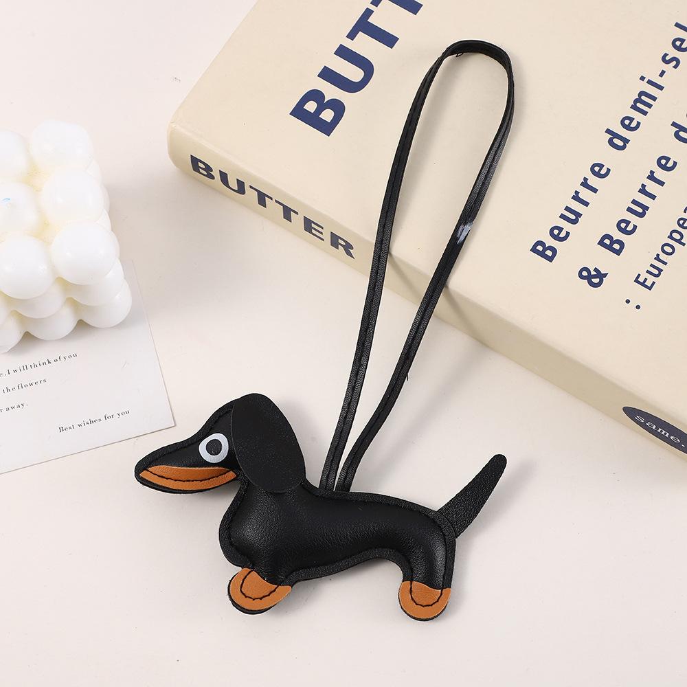 

High-value PU dachshund dog pendant cute leather puppy bag pendant exquisite niche DIY keychain lanyard чорний