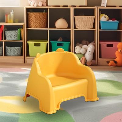 Kompakter Fußhocker mit Rückenlehne für Kinder im Spielzimmer und in der Küche