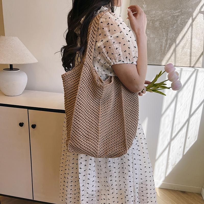 Holiday beach knitted bag women's summer niche hollow design shoulder bag large capacity casual tote bag