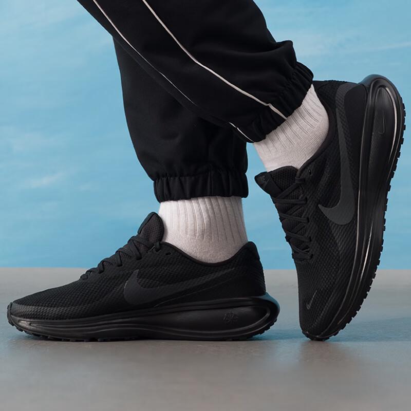 

Nike Revolution 7/24 Running Shoes US 10.5