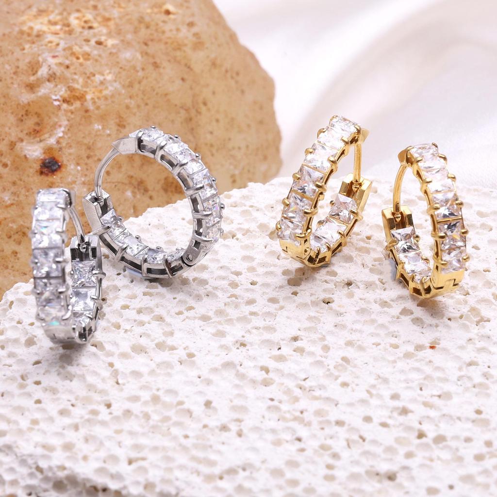 Chic Versatile Sparkly Square Zirconia Earrings for Women - High-End Niche Design