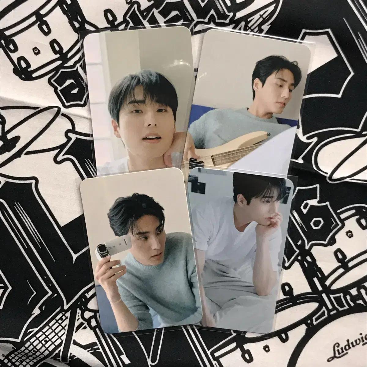 

Discount!! Day6 Young K Roibe 1st Photocard Batch