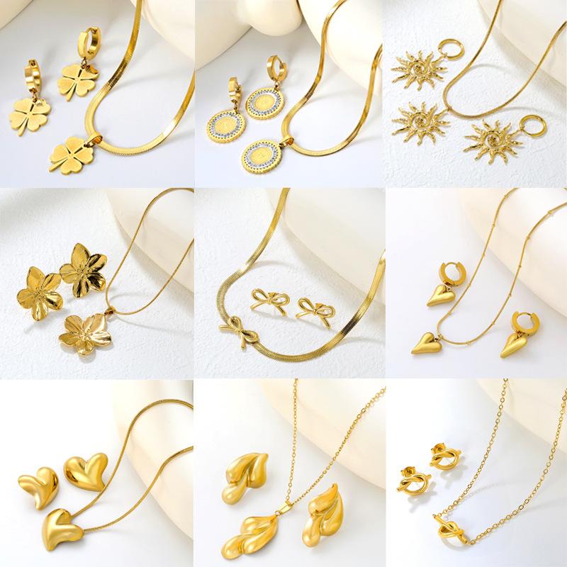 Luxury Fashion Clover Earrings And Necklace Jewelry Set Elegant Earring Gift Box