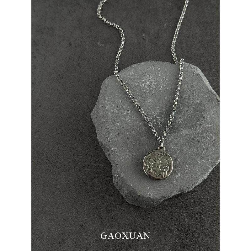 

Унисекс Ожерелье-подвеска из нержавеющей стали в стиле ретро с портретом, Универсальный многослойный чокер, Легкая роскошь, Хип-хоп стиль