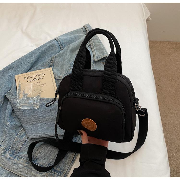 

2025 hand-held small bag women s summer one-shoulder crossbody bag women s bag fashionable cloth hand-held casual small square bag