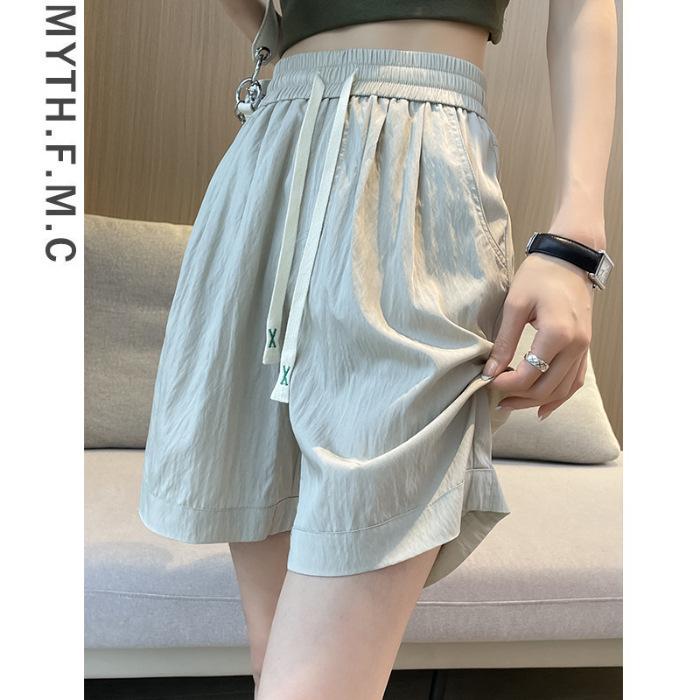 Hot Season Ice Silk Sports Shorts for Women, Large Size Summer Thin Style, High Waist, Slim and Versatile Five-point Wide-leg Medium Pants