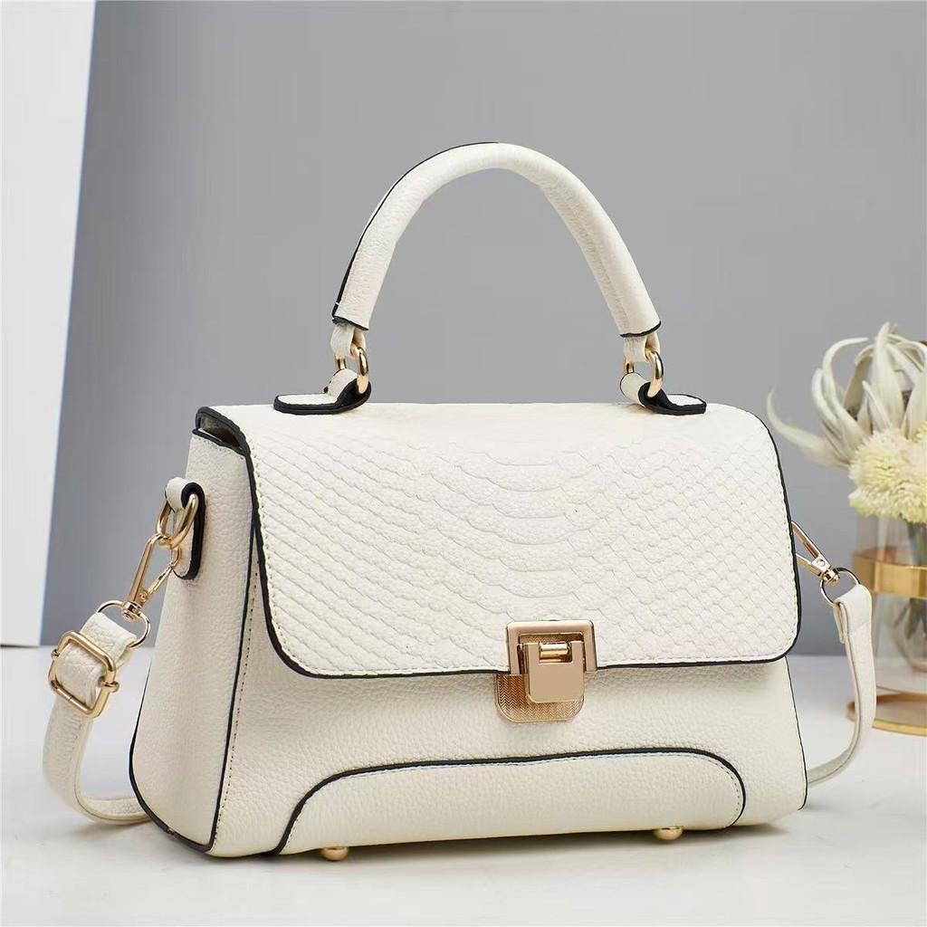 Chic Pu Leather Crocodile Pattern Mini Handbag Stylish Versatile Shoulder Bag For Everyday Use