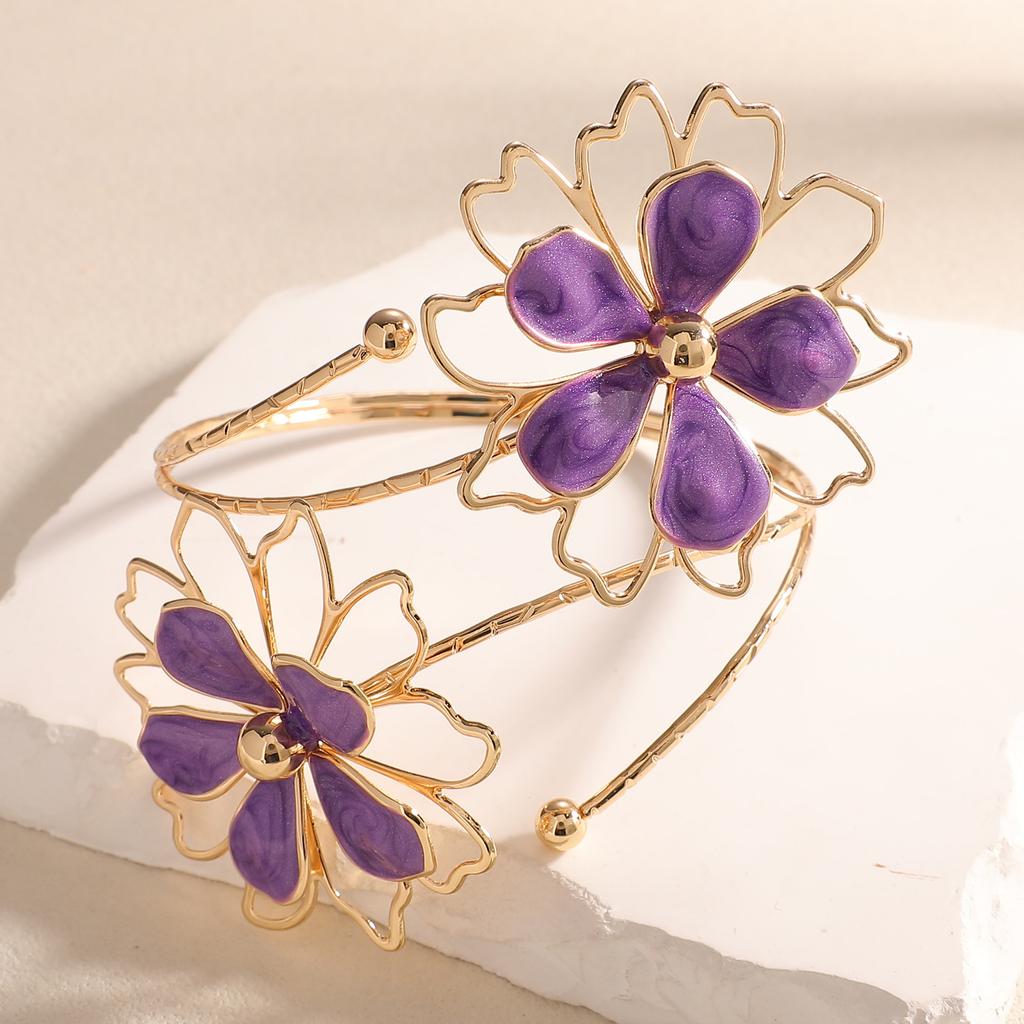 Nieuwe dubbelkoppige emaille glazuur bloem open armband niche lichte luxe high-end dames open armband sieraden