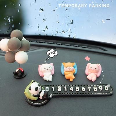 Accesorii pentru interiorul mașinii – Jucării auto şi decorațiuni