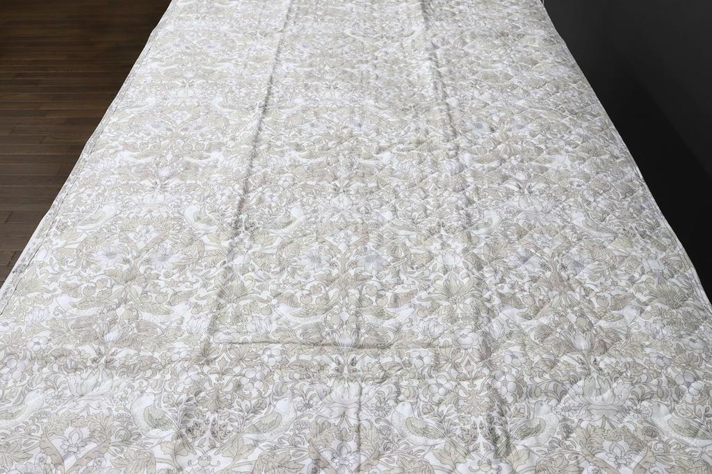 Romance Kosugi Semi-Double V&A (Victoria & Albert Museum) Strawberry Thief Mattress Pad, 100% Linen, Beige
