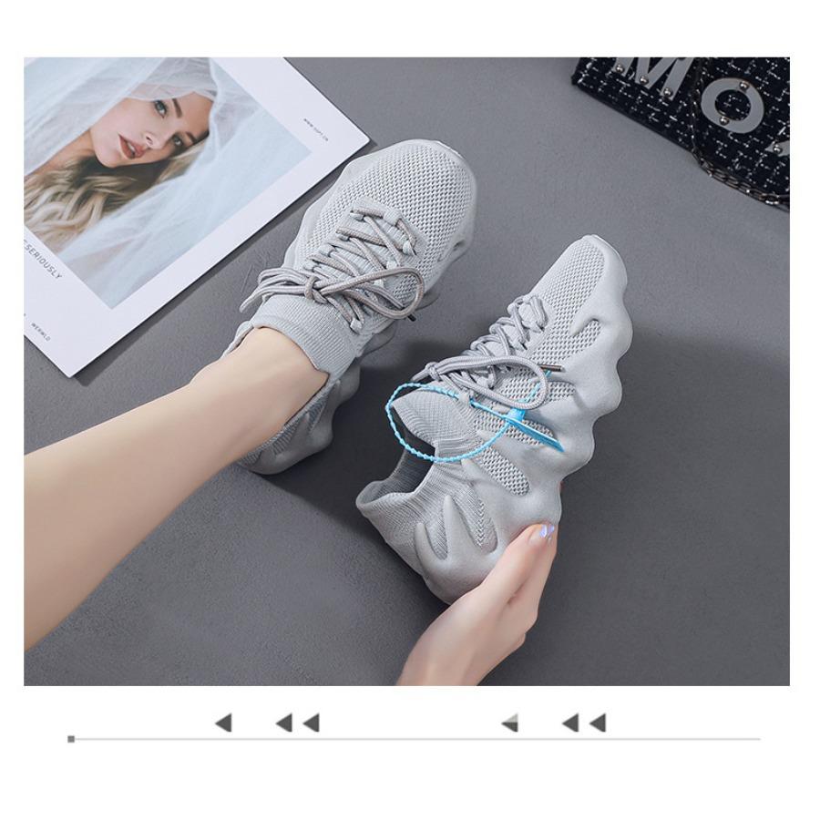 Unisex Flyknit Breathable Mesh Sneakers Octopus Sole Couple Athletic Running Shoes Summer Lightweight Casual Outdoor Walking Footwear