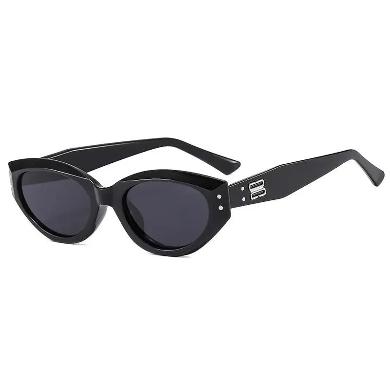 Classic Square Sunglasses Fashion Women Men Retro Stylish Glasses Casual Minimalist Female Male