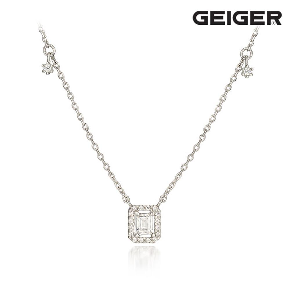 

[Geiger] Square Charm Silver Necklace White Gisvnn021